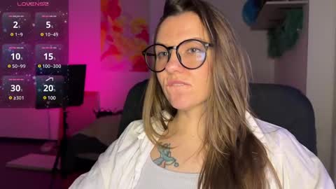  HADLY today day-off see u online 0112  online show from 22, 1, 2025