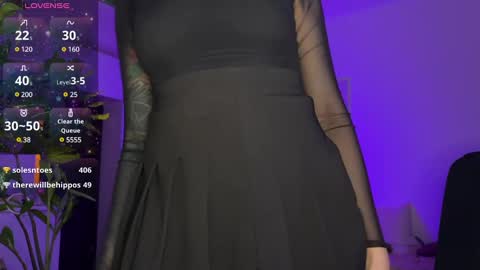  HADLY today day-off see u online 0112  online show from 26, 1, 2025