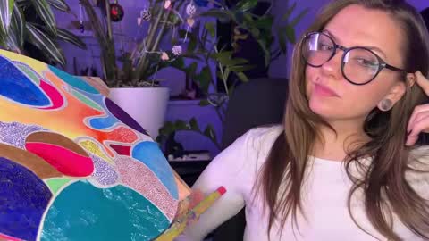  HADLY today day-off see u online 0112  online show from 29, 1, 2025