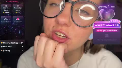  HADLY today day-off see u online 0112  online show from 12, 3, 2025