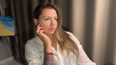  HADLY today day-off see u online 0112  online show from 17, 10, 2025