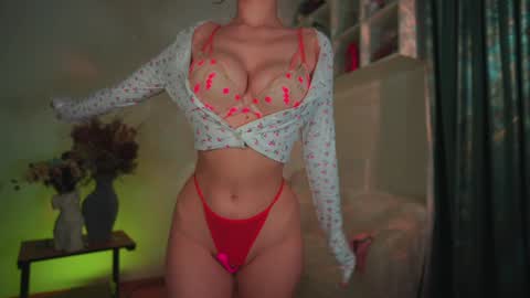 Snapshot of _protea chatting on 9, 12, 2024 Eva online show from 9, 12, 2024