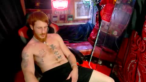 Snapshot of _redxxx chatting on 8, 6, 2026 REDxxx online show from 8, 6, 2026