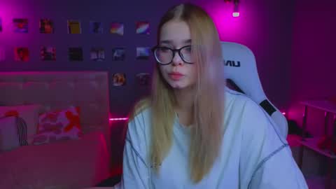 LISSAPVT IS OPEN online show from 11, 3, 2025