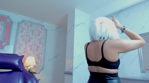 Snapshot of _saakuraa_ chatting on 6, 12, 2024 1430 2100 -5 online show from 6, 12, 2024