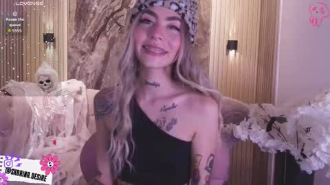 Snapshot of _sabrinaa_1 chatting on 27, 10, 2025 Sabrina online show from 27, 10, 2025