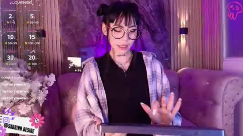 Snapshot of _sabrinaa_1 chatting on 2, 12, 2025 Sabrina online show from 2, 12, 2025