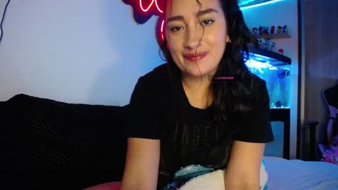  SantaLove  online show from 6, 1, 2025