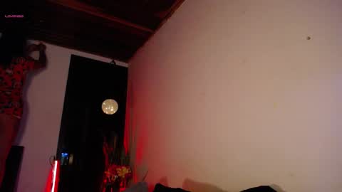  SantaLove  online show from 25, 1, 2025