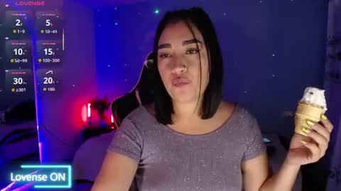  SantaLove  online show from 15, 6, 2026