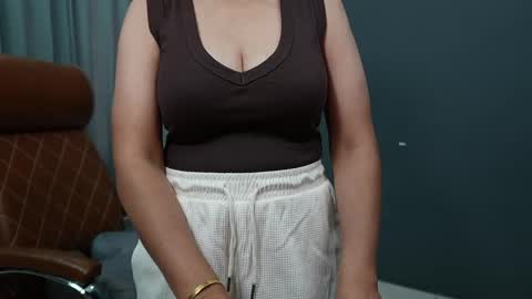 Snapshot of _savy_ chatting on 4, 6, 2026 Savreen online show from 4, 6, 2026