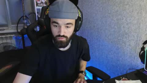 Ask me online show from 30, 10, 2025