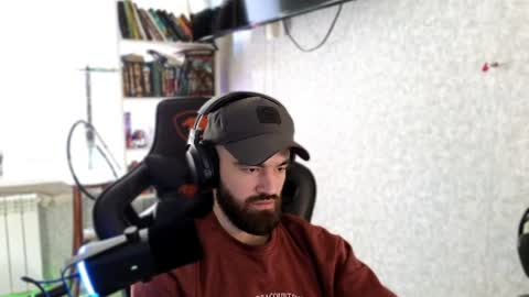 Snapshot of _serious_man chatting on 4, 7, 2026 Ask me online show from 4, 7, 2026