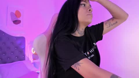 Sharlot online show from 17, 9, 2025