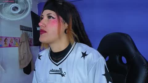 _sharlotte777 online show from 13, 11, 2025