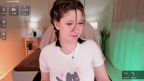 Sofi  Follow me  online show from 22, 11, 2025