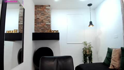    640  200   online show from 14, 9, 2025