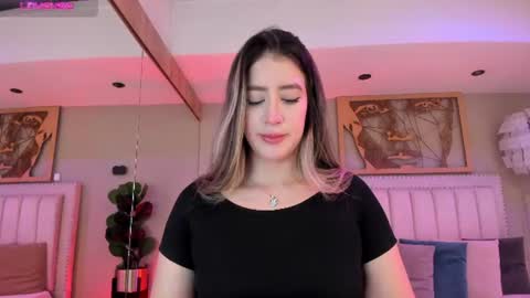 Snapshot of _sofia_cruz chatting on 16, 7, 2026 640 200 online show from 16, 7, 2026
