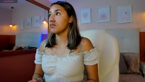 Sophie  online show from 11, 4, 2026