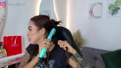 Snapshot of _sophiebrown__ chatting on 13, 1, 2025 Andrea  The Next Stream  Wednesday online show from 13, 1, 2025