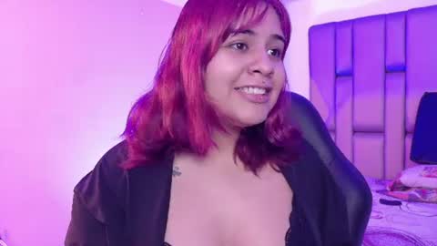 Snapshot of _sowy_venus_ chatting on 6, 7, 2026 V E N U S online show from 6, 7, 2026