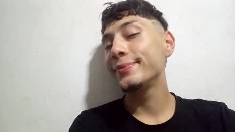 Alejandro Pinzon online show from 26, 1, 2025