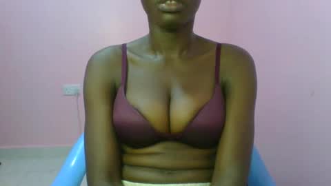 Snapshot of _sweet_gabriella chatting on 21, 2, 2025 Gabriella online show from 21, 2, 2025
