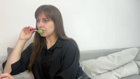 Snapshot of _sweet_lora chatting on 24, 11, 2025 You can call me Lora online show from 24, 11, 2025