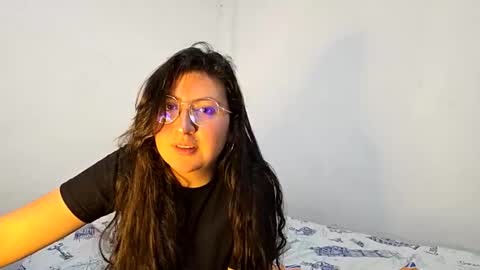 _sweet_melodyy online show from 5, 3, 2026