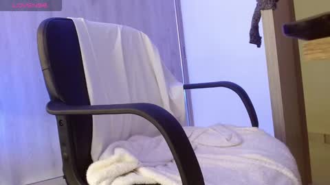 Rousse  online show from 25, 2, 2026