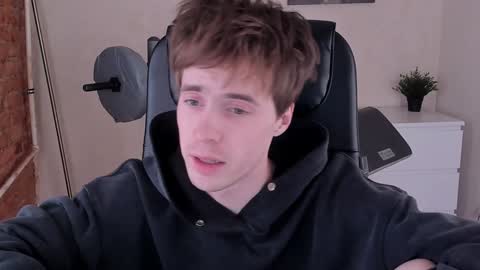 _tokyo_ghoul online show from 2, 2, 2025