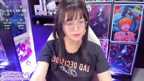 Snapshot of _urcutekitty chatting on 11, 1, 2025 online show from 11, 1, 2025