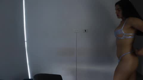 Anastasia Vahos online show from 30, 1, 2025