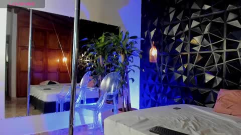 _valentina_69 online show from 24, 1, 2025