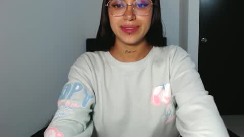 Snapshot of _valentinax_ chatting on 4, 2, 2026 Vale online show from 4, 2, 2026