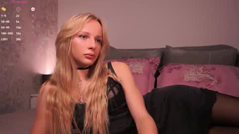 Fenka online show from 17, 9, 2025