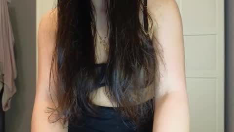 Niki online show from 10, 11, 2025