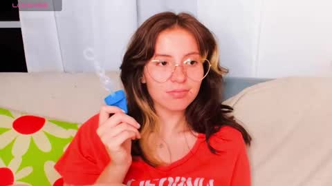 _yourcherrybomb online show from 16, 1, 2025