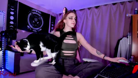 Snapshot of _yourwetdreams_ chatting on 15, 12, 2024 Roxy online show from 15, 12, 2024