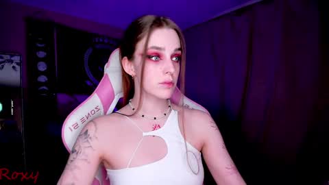 Snapshot of _yourwetdreams_ chatting on 16, 2, 2025 Roxy online show from 16, 2, 2025