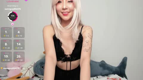 Snapshot of _yuriko chatting on 20, 5, 2026 Mia online show from 20, 5, 2026
