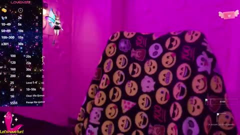 Yuyi online show from 12, 11, 2025