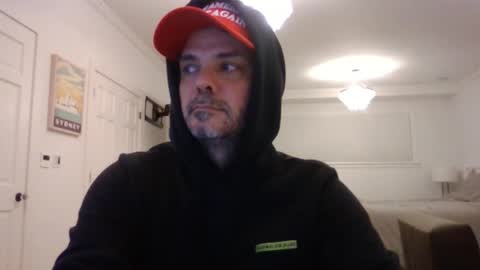 Snapshot of _zeus____ chatting on 8, 1, 2025 Zeus online show from 8, 1, 2025