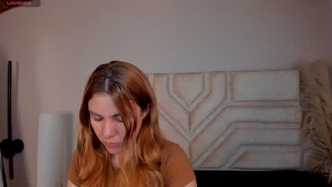 Zoe  online show from 14, 7, 2026