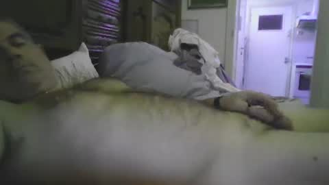 Snapshot of a203530 chatting on 16, 12, 2025 a203530 online show from 16, 12, 2025