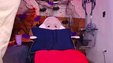 Aisha online show from 17, 10, 2025