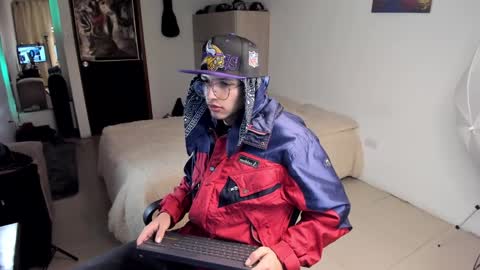 alejo online show from 12, 12, 2024