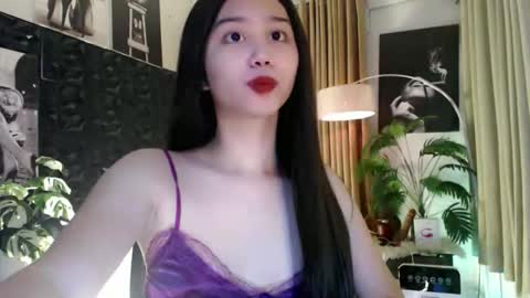 Lovely Yana  online show from 5, 12, 2025