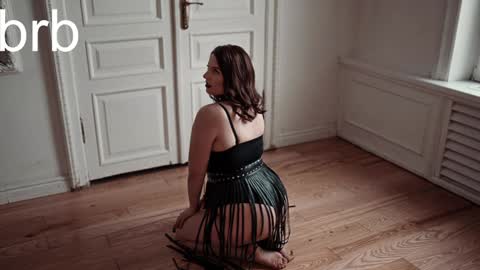 Adele White online show from 19, 1, 2025