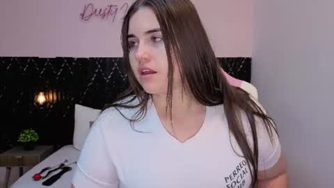 Snapshot of aabby_lee chatting on 4, 7, 2026 Abby Lee online show from 4, 7, 2026